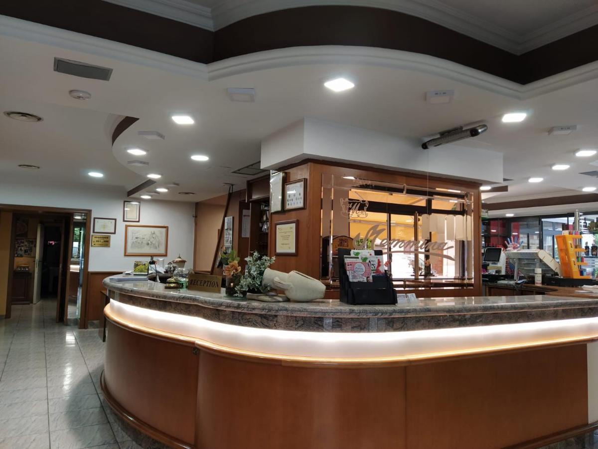 פרוזינונה Hotel Residence Memmina מראה חיצוני תמונה