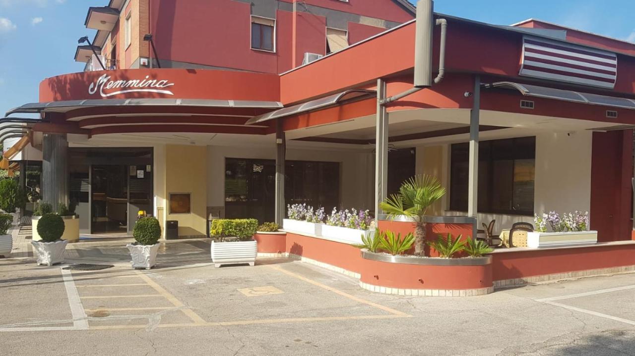 פרוזינונה Hotel Residence Memmina מראה חיצוני תמונה
